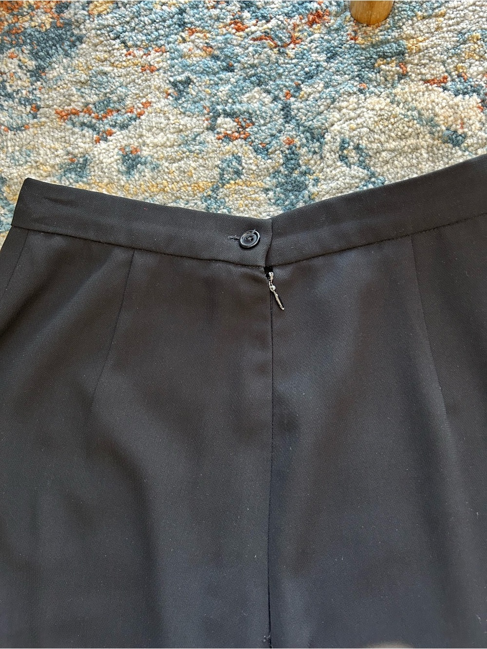 Holt Renfrew High-Rise Wide Leg Black Trousers - Picture 2 of 4